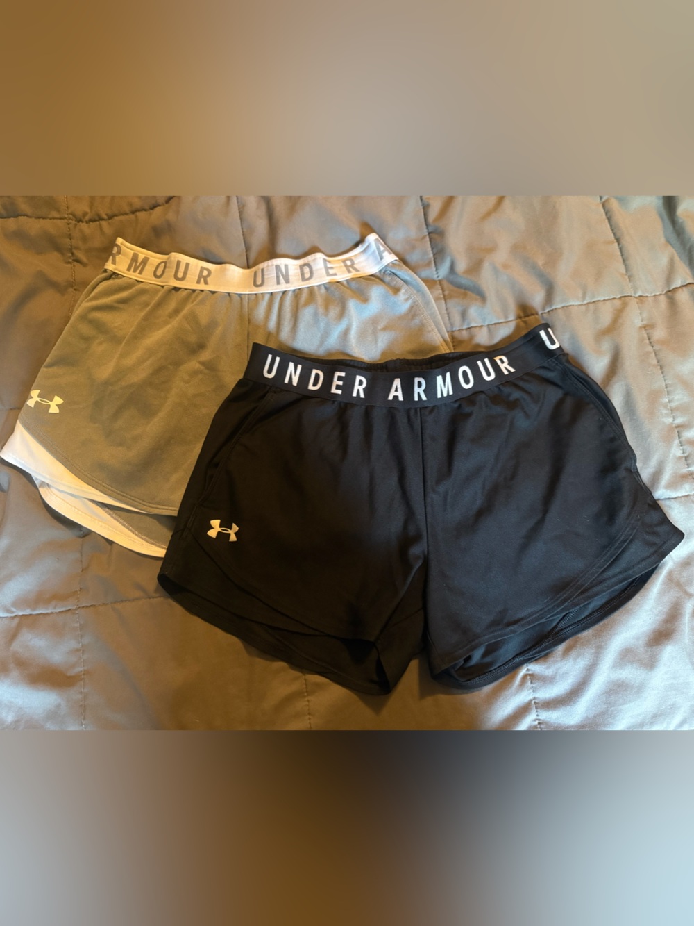Women’s Under Armour shorts-size medium